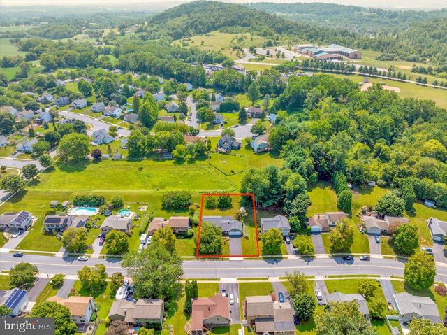4826 FARMING RIDGE BLVD, Reading, PA 19606