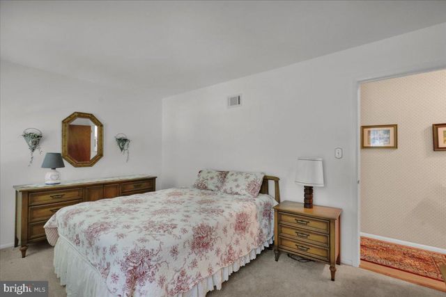 4826 FARMING RIDGE BLVD, Reading, PA 19606
