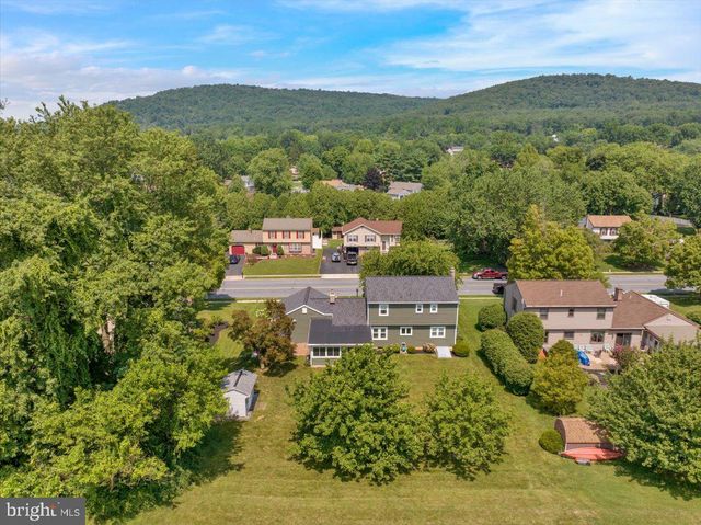 4826 FARMING RIDGE BLVD, Reading, PA 19606