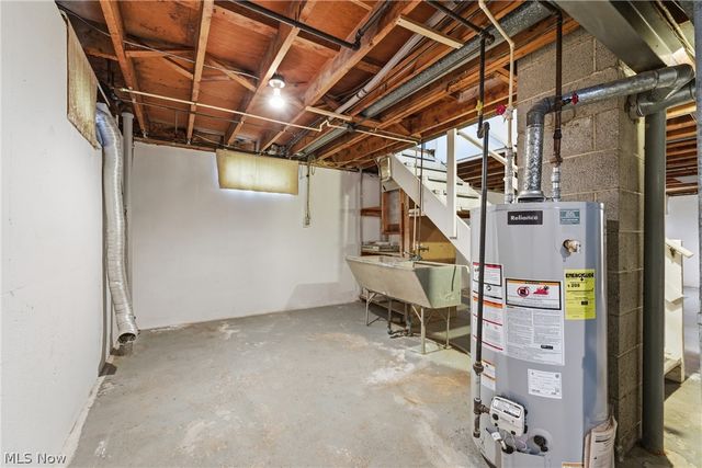 1859 Mathews Road, Poland, OH 44514