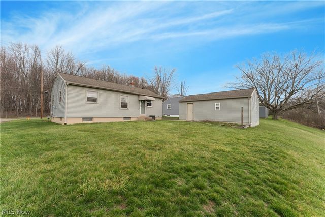 1859 Mathews Road, Poland, OH 44514