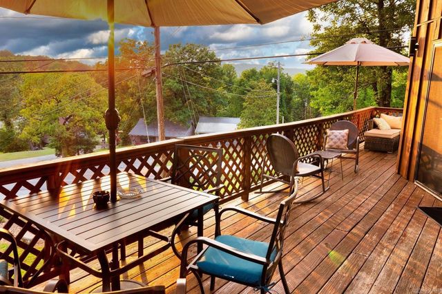 356 Stone Creek Road, Hardy, AR 72542