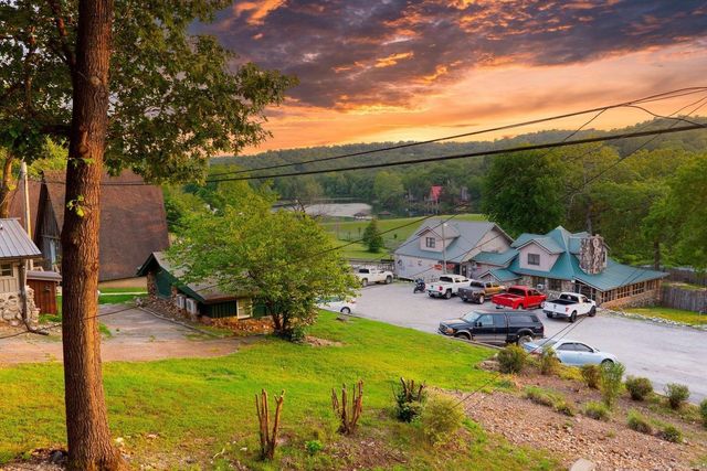 356 Stone Creek Road, Hardy, AR 72542