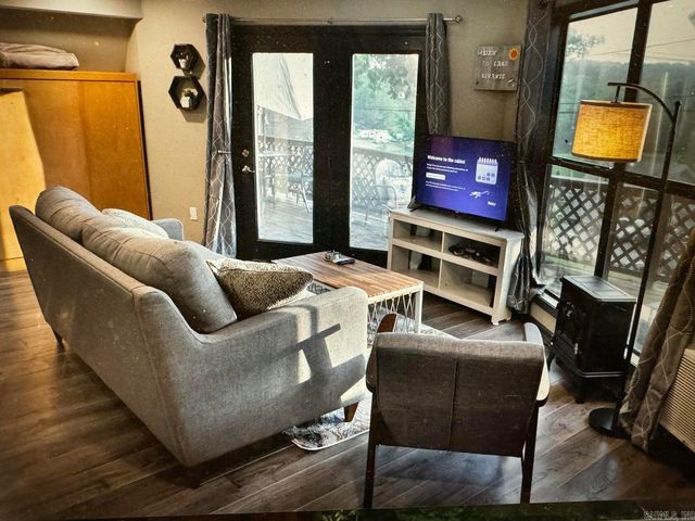 356 Stone Creek Road, Hardy, AR 72542