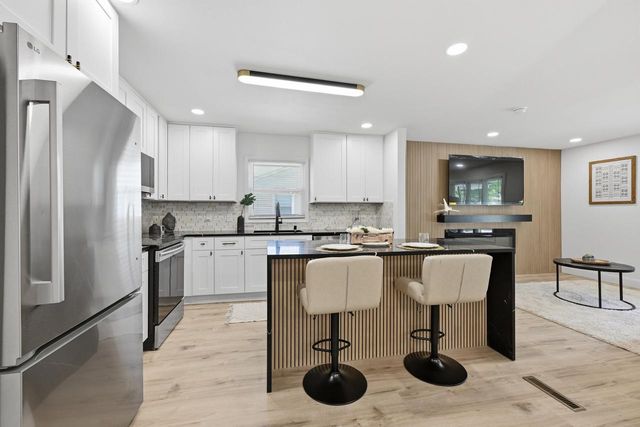 8803 W Cheyenne STREET, Milwaukee, WI 53224