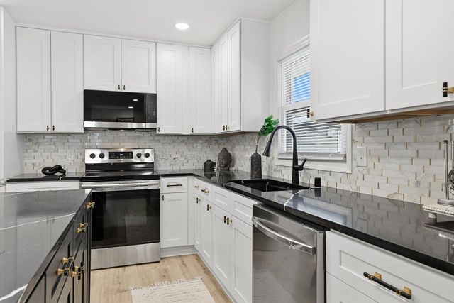 8803 W Cheyenne STREET, Milwaukee, WI 53224