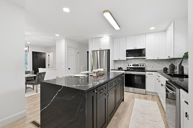 8803 W Cheyenne STREET, Milwaukee, WI 53224