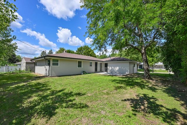 8803 W Cheyenne STREET, Milwaukee, WI 53224