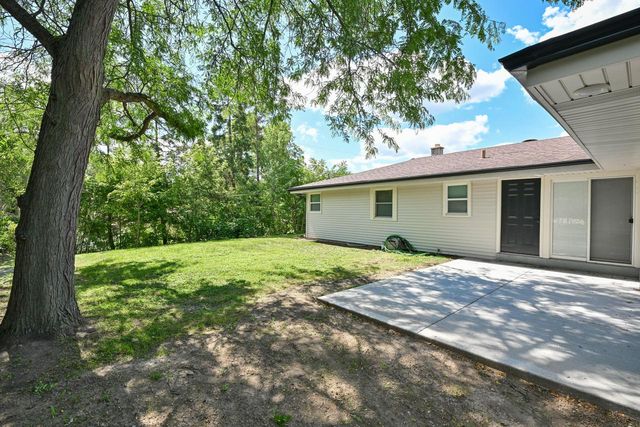 8803 W Cheyenne STREET, Milwaukee, WI 53224