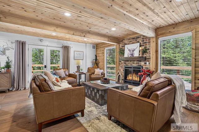 8832 N Whispering Pines Road, Pocatello, ID 83201