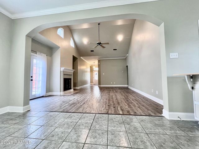 101 Wildflower Lane, Lafayette, LA 70506