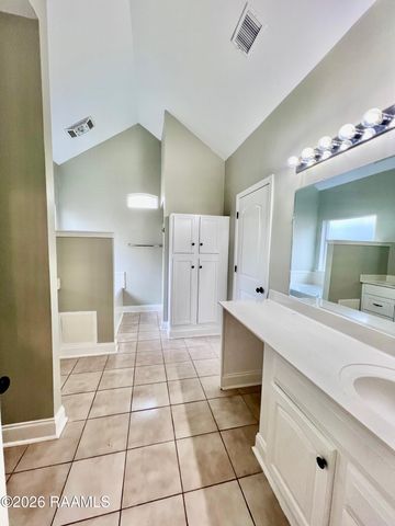 101 Wildflower Lane, Lafayette, LA 70506