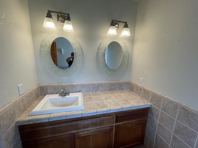 10779 Newtown Rd, Nevada City, CA 95959
