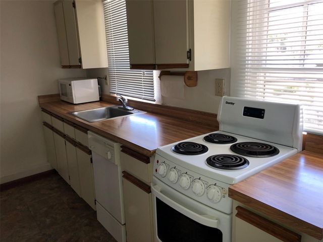 1243 E RIDGEWOOD STREET, Orlando, FL 32803