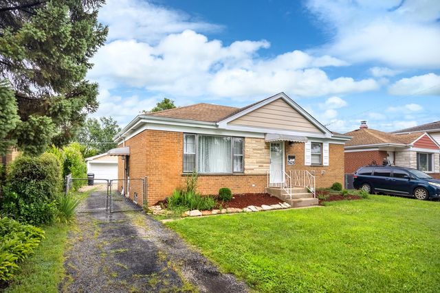 1625 Heidorn Avenue, Westchester, IL 60154