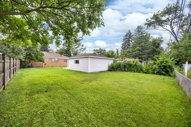 1625 Heidorn Avenue, Westchester, IL 60154