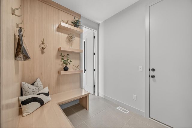 973 200th Avenue NW, Cedar, MN 55011