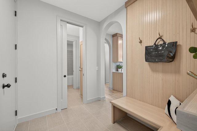 973 200th Avenue NW, Cedar, MN 55011