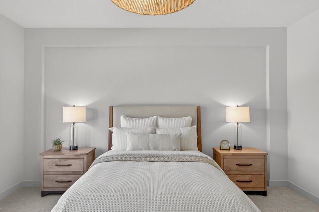 973 200th Avenue NW, Cedar, MN 55011