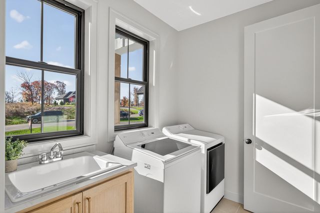 973 200th Avenue NW, Cedar, MN 55011