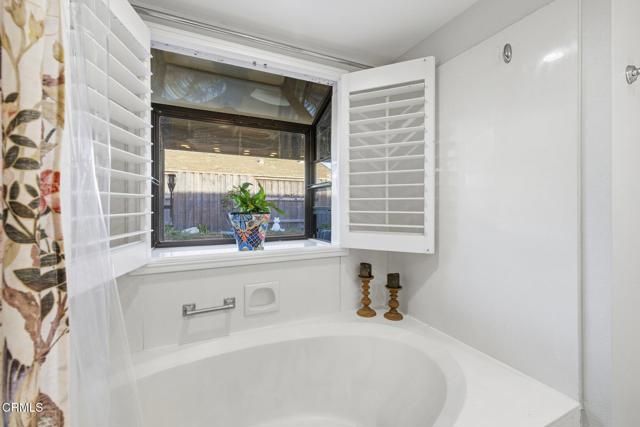 2470 Warbler Avenue, Ventura, CA 93003