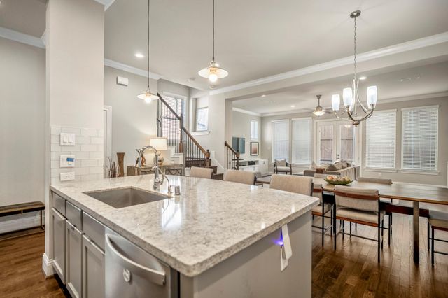 8422 Oak Leaf Point Drive, Houston, TX 77055