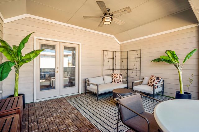 8422 Oak Leaf Point Drive, Houston, TX 77055