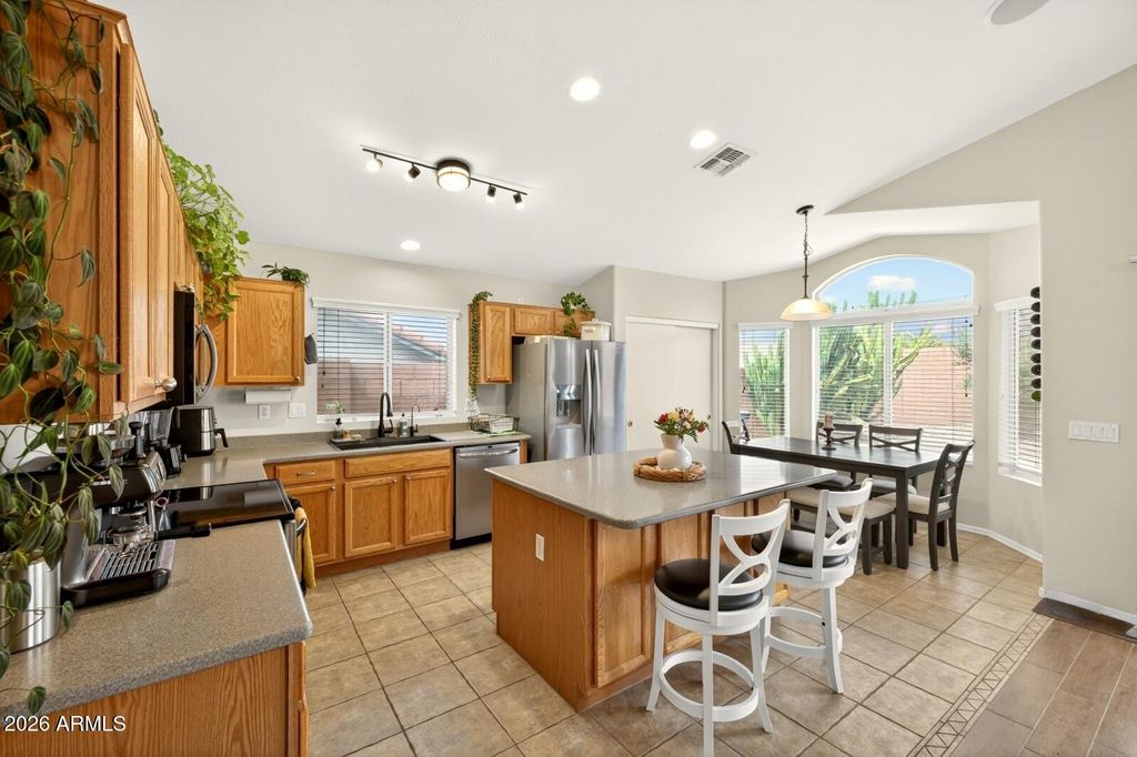 Image 10 of property listing at 9204 E CEDAR BASIN Lane E, Gold Canyon, AZ 85118