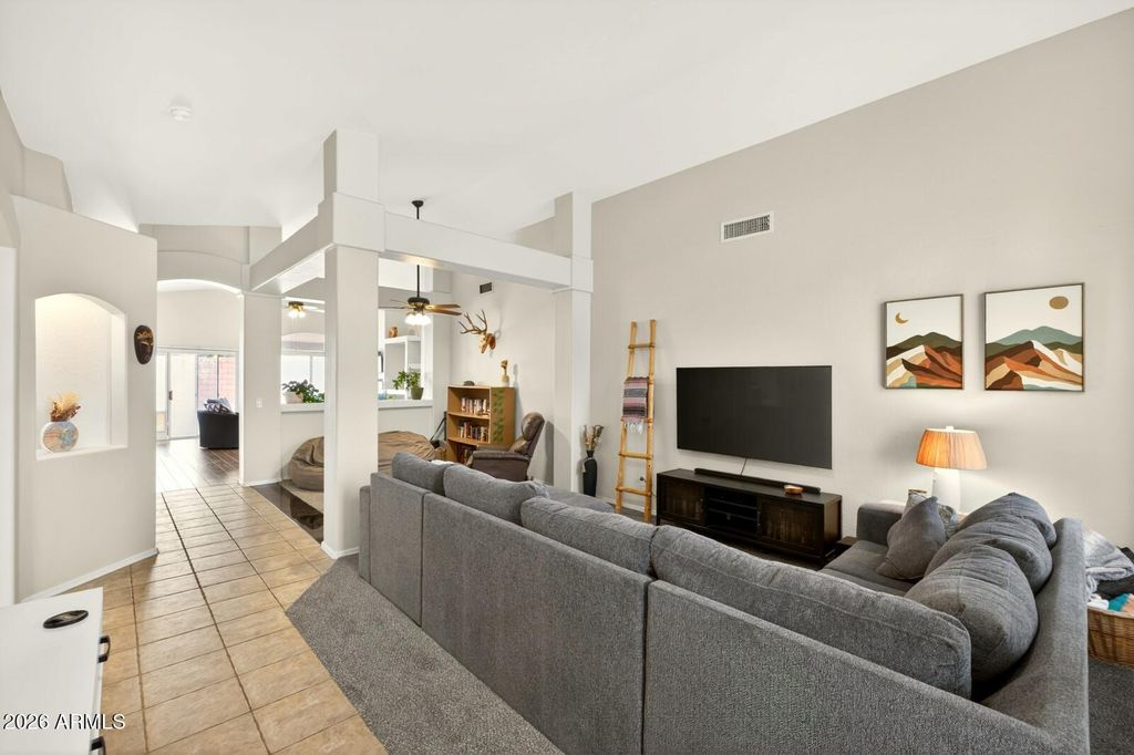 Image 4 of property listing at 9204 E CEDAR BASIN Lane E, Gold Canyon, AZ 85118