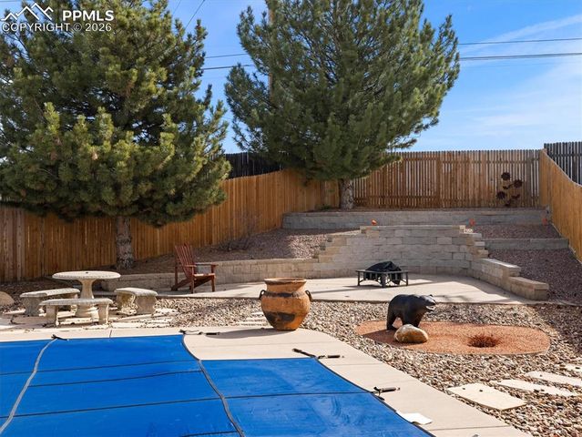 14 Full Moon Court, Pueblo, CO 81001