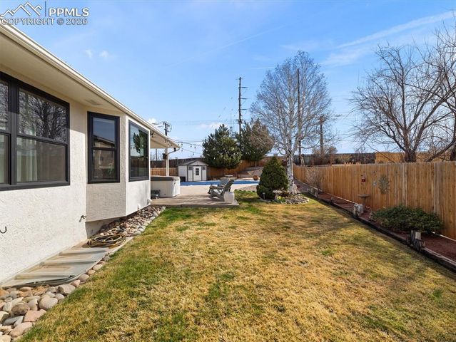 14 Full Moon Court, Pueblo, CO 81001