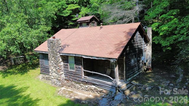 8340 Hwy 90 Highway, Collettsville, NC 28611