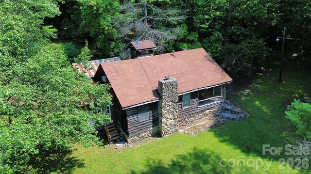 8340 Hwy 90 Highway, Collettsville, NC 28611