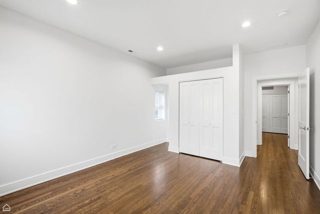 6914 N Sheridan Road 1, Chicago, IL 60626