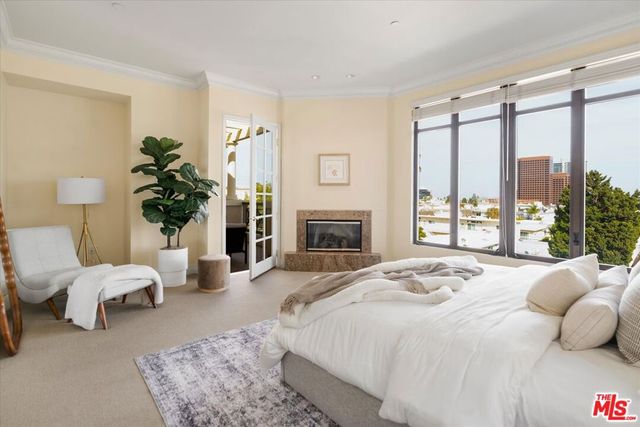 11847 Gorham Avenue 403, Los Angeles, CA 90049
