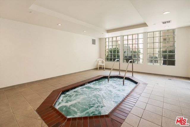 11847 Gorham Avenue 403, Los Angeles, CA 90049