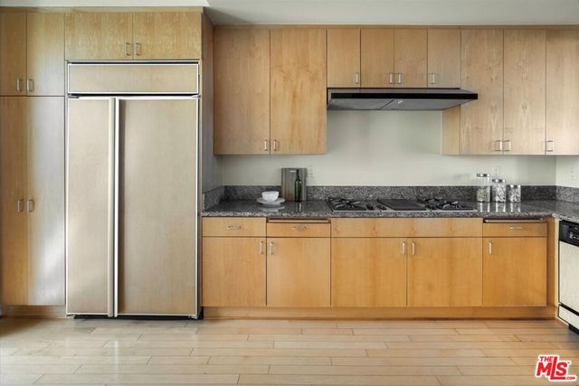 11847 Gorham Avenue 403, Los Angeles, CA 90049