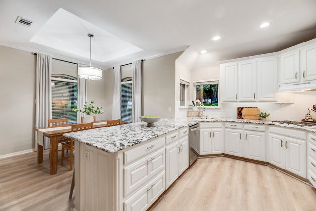 1522 Highland Oaks Drive, Keller, TX 76248