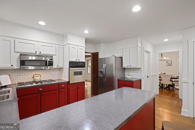 475 Tanacrest Drive, Atlanta, GA 30328
