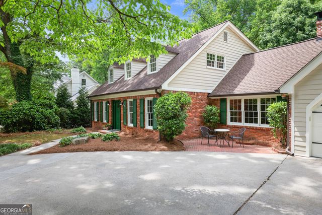 475 Tanacrest Drive, Atlanta, GA 30328