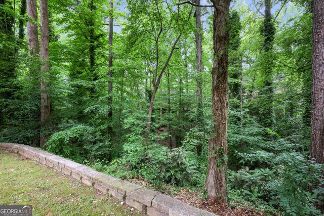 475 Tanacrest Drive, Atlanta, GA 30328