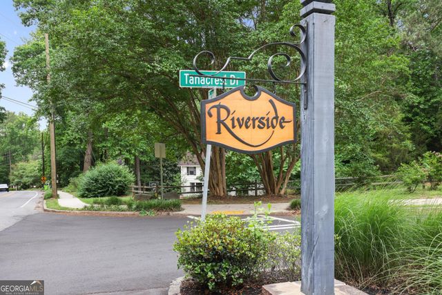 475 Tanacrest Drive, Atlanta, GA 30328