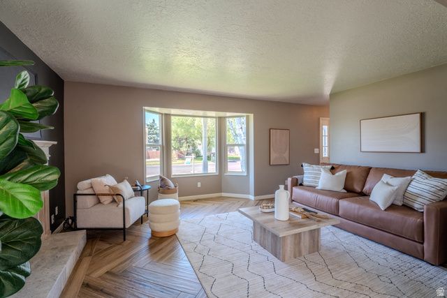 11957 S NOELLE RD, Sandy, UT 84092