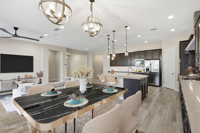 9402 W PATRICK Lane, Peoria, AZ 85383