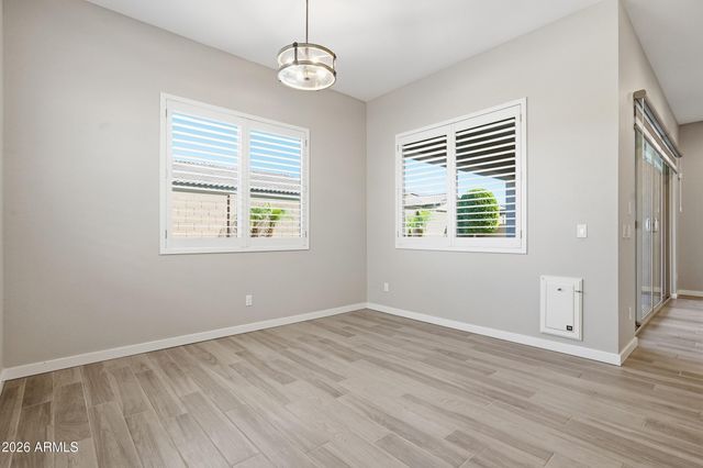 9402 W PATRICK Lane, Peoria, AZ 85383