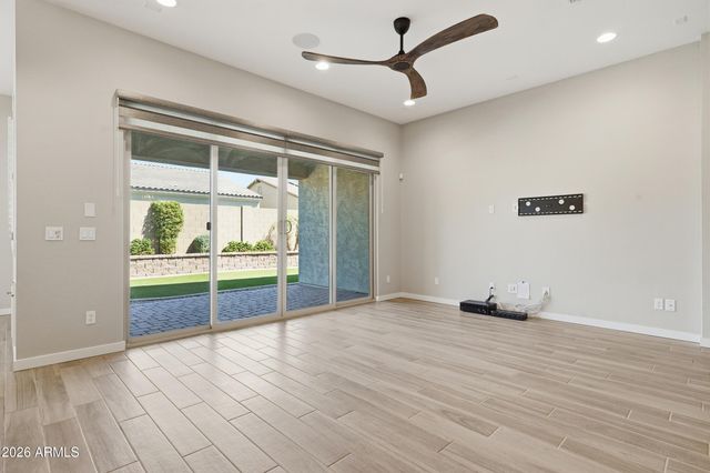 9402 W PATRICK Lane, Peoria, AZ 85383