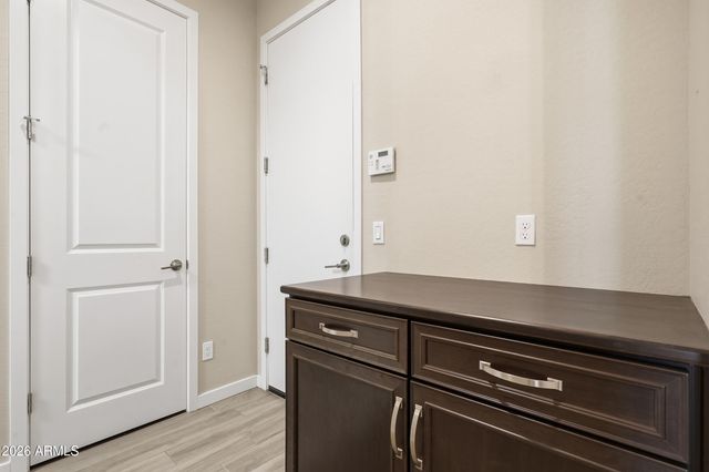 9402 W PATRICK Lane, Peoria, AZ 85383