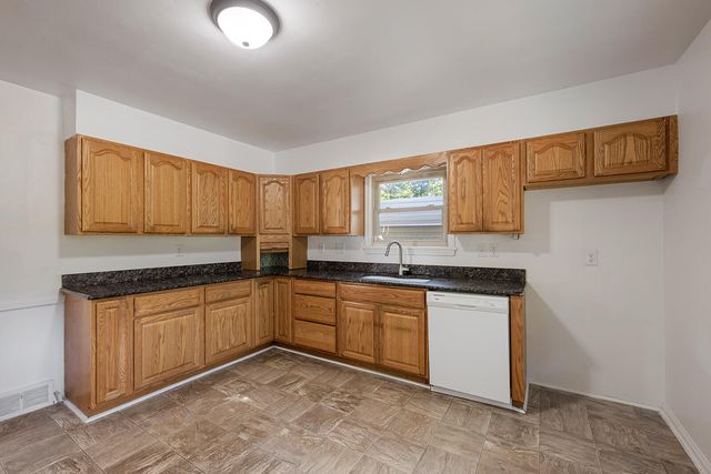2128 South Glendale Avenue, Springfield, MO 65804