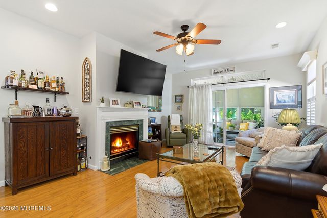 4 April Springs Court, Lakewood, NJ 08701