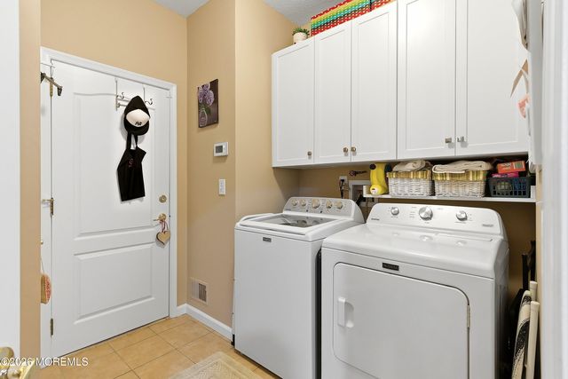 4 April Springs Court, Lakewood, NJ 08701